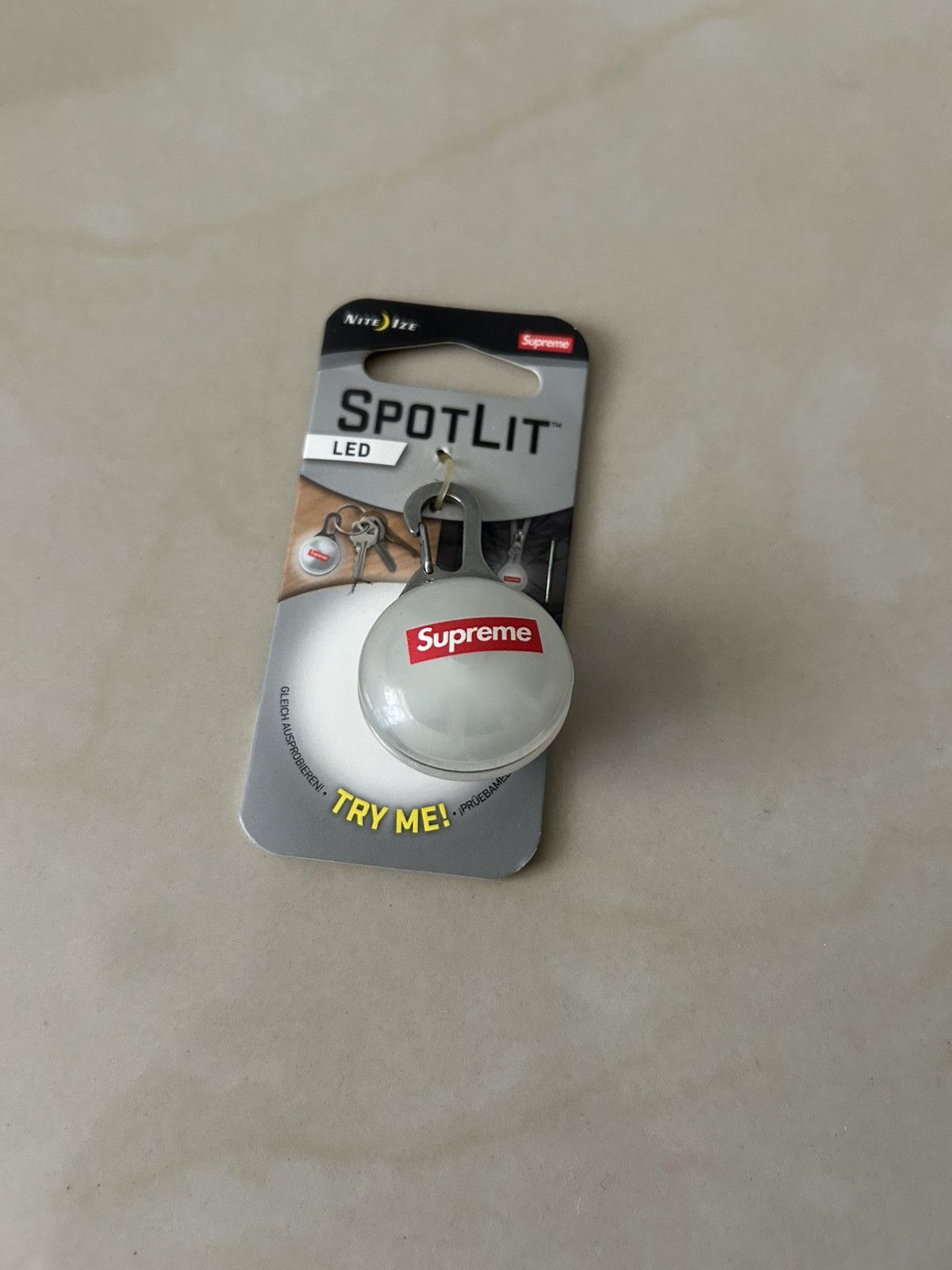 Supreme Supreme Light Key Chain Size ONE SIZE - 1 Preview