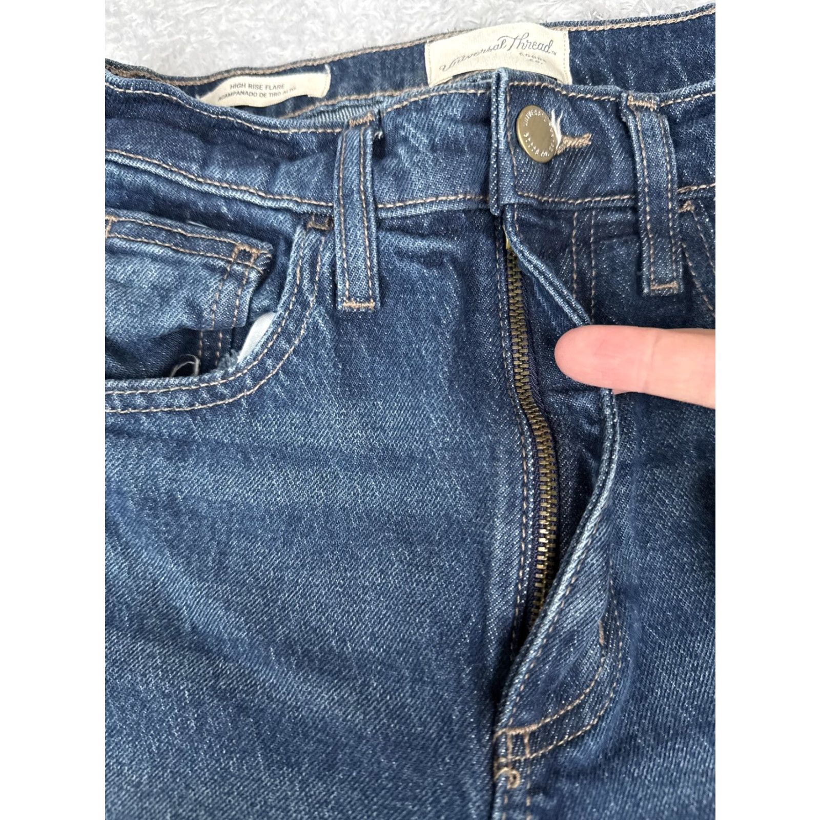 Vintage Universal Thread Jeans Womens 2R Blue High Rise Flare Denim Stretch Medium Wash Size 26" / US 2 / IT 38 - 5 Thumbnail