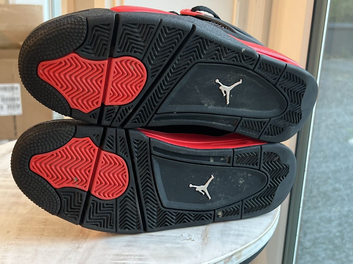 Jordan Brand × Nike Jordan 4 Red Thunder Size 9.5 VNDS Clean Size US 9.5 / EU 42-43 - 7 Thumbnail