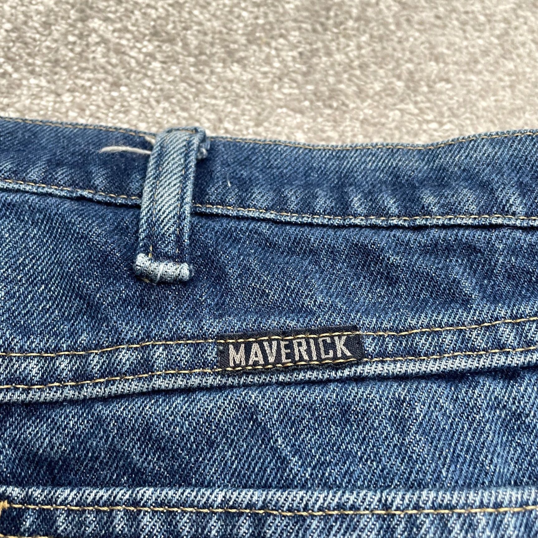 Denime Maverick Jeans Denim Mens 44x32 Blue Medium Wash Straight Leg Casual 100% Cotton Size US 44 / EU 60 - 5 Thumbnail