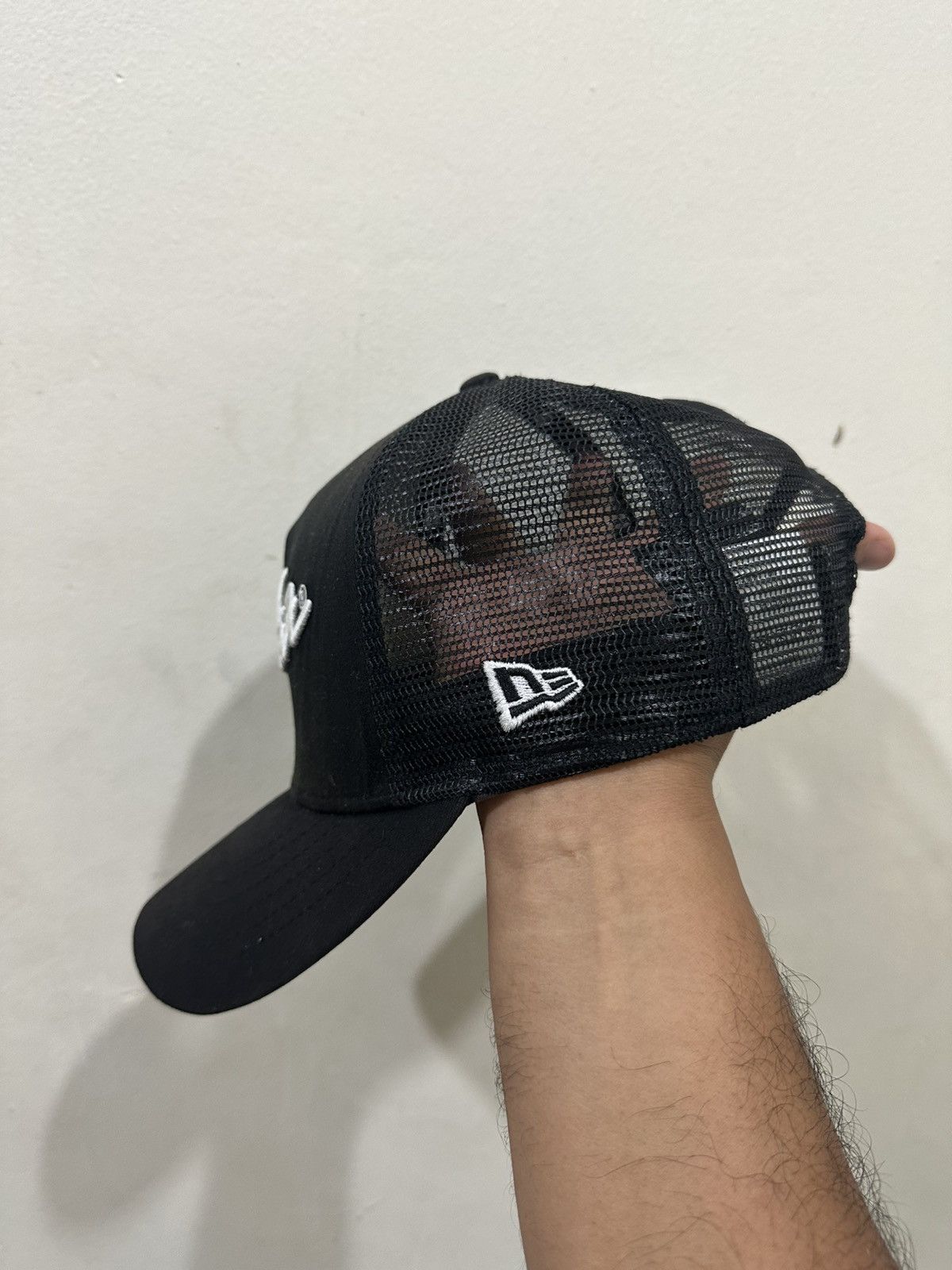 New Era × Number (N)ine Number (N)ine Black Faded Trucker Hat Size ONE SIZE - 3 Thumbnail
