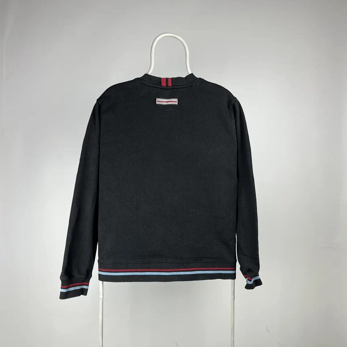 Nike Nike crewneck vintage size medium logo Size US M / EU 48-50 / 2 - 2 Thumbnail