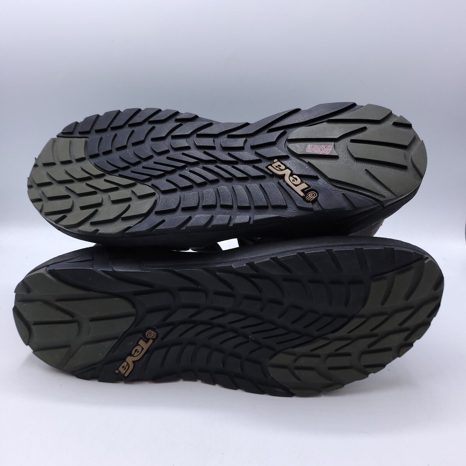 Teva Teva Hudson Outdoor Hook & Loop Sandal Mens Size 11 S787 Size US 11 / EU 44 - 7 Thumbnail
