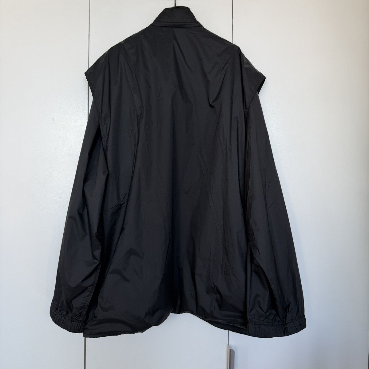 Balenciaga Balenciaga Oversized Windbreaker Jacket, Black Nylon, Size S Size US S / EU 44-46 / 1 - 2 Thumbnail