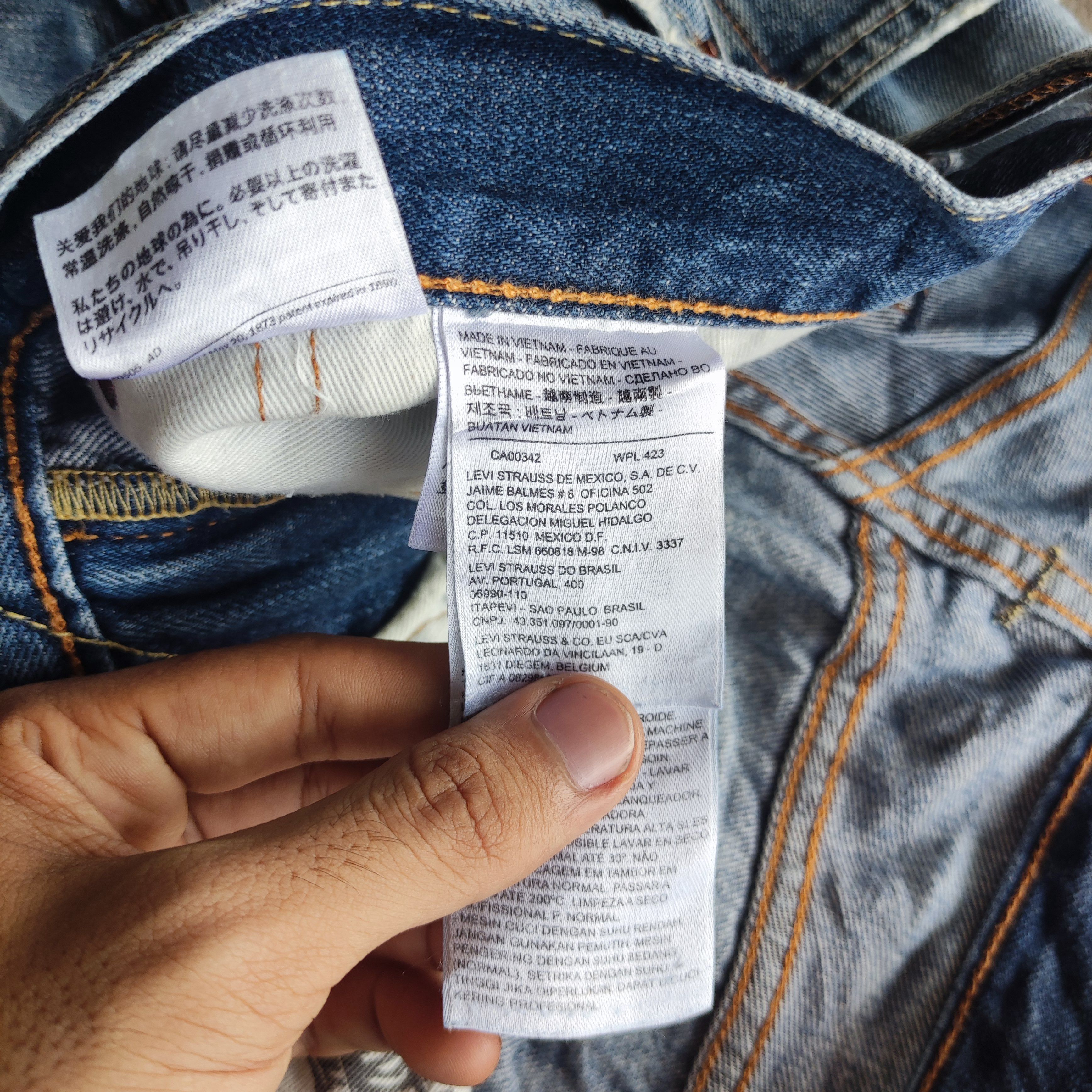 Levi's Vintage Levi's 505 Brand Jeans Ripped Faded Pants Size US 33 - 7 Thumbnail