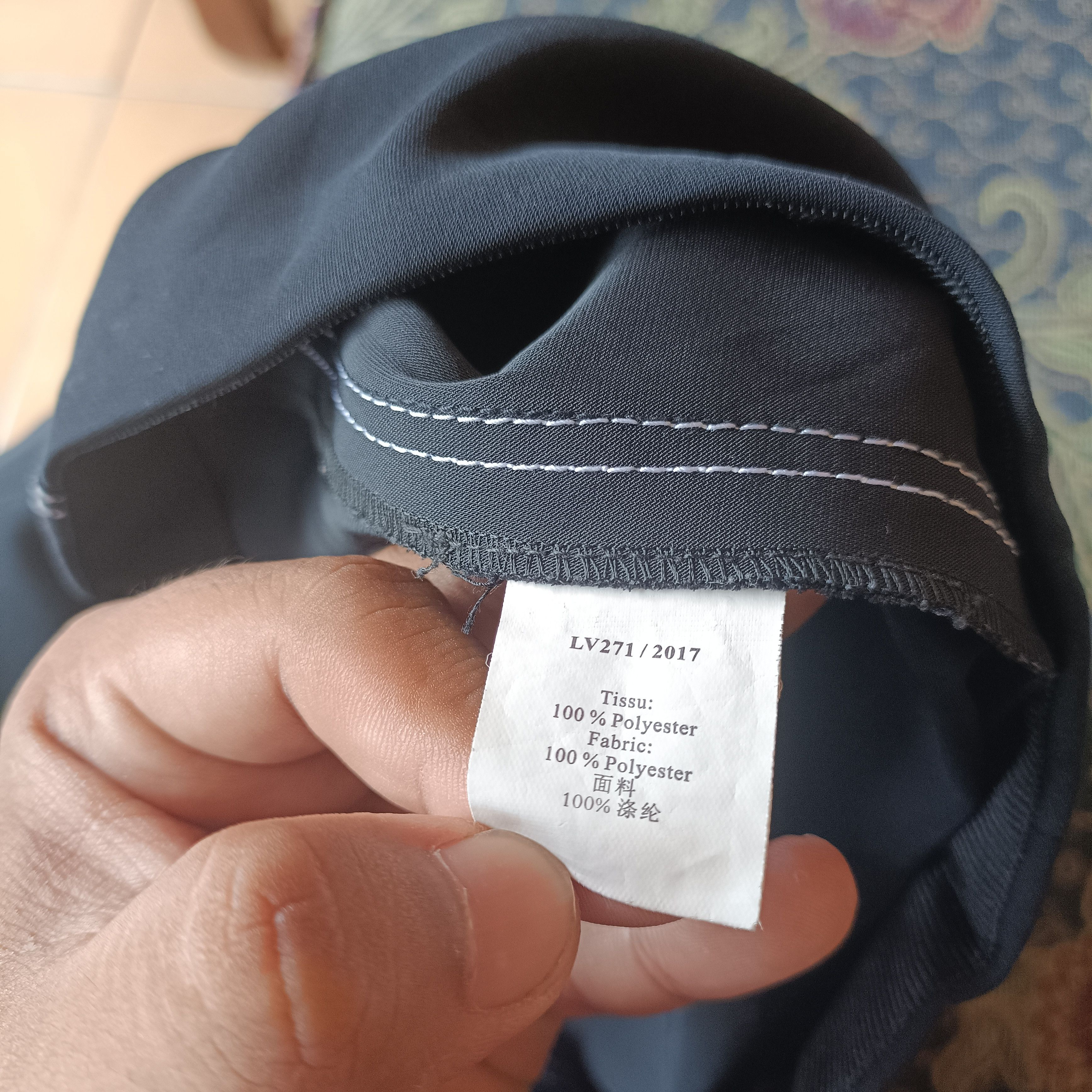 Louis Vuitton Louis Vuitton Skirt blue navy workwear uniformes Size 28" / US 6 / IT 42 - 6 Thumbnail