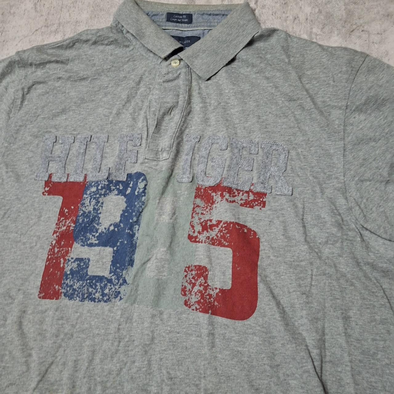 Tommy Hilfiger Gray T-shirt vinatge hip hop Size US XL / EU 56 / 4 - 2 Thumbnail