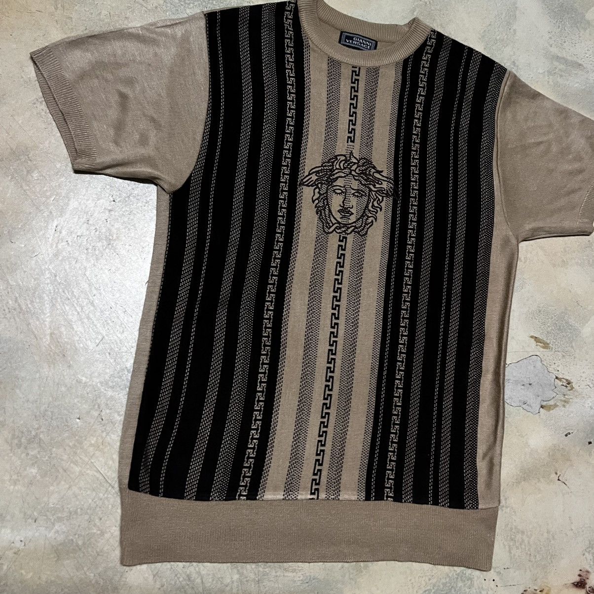 Versace Gianni Versace Big Logo Knitwear Size US M / EU 48-50 / 2 - 4 Thumbnail