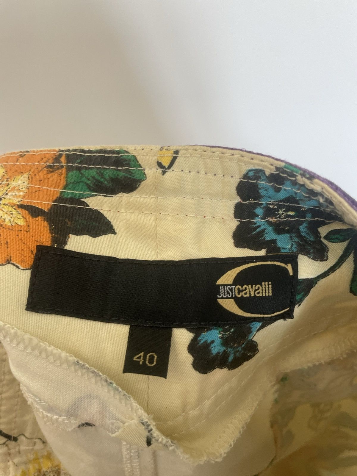 Roberto Cavalli Just Cavalli Floar Print 3/4 Pants Avant Garde Vintage Rare Size 27" / US 4 / IT 40 - 4 Thumbnail