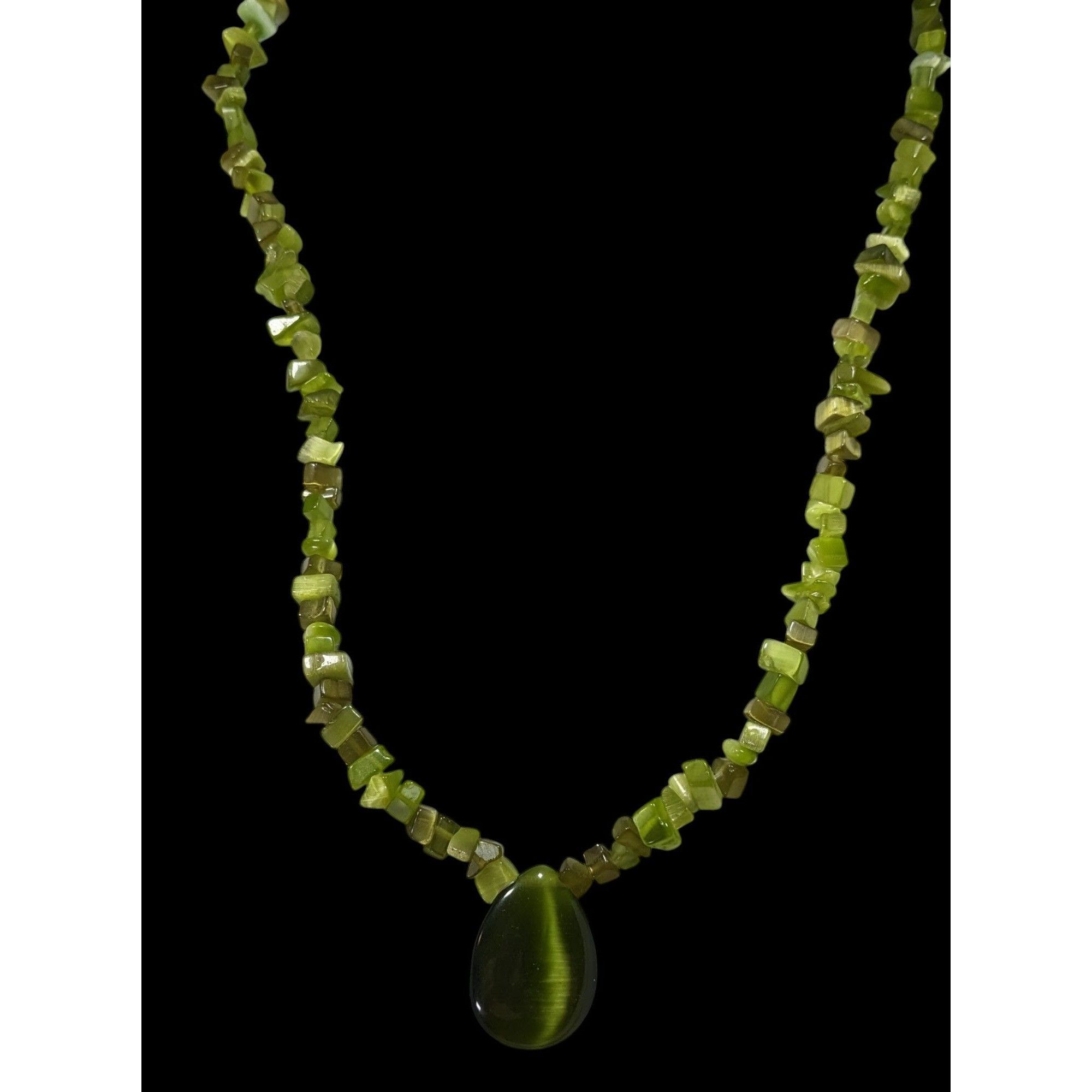 Other Whimsical Fairycore Green Cat Eye Glass Beaded Teardrop Neck Size ONE SIZE - 2 Thumbnail