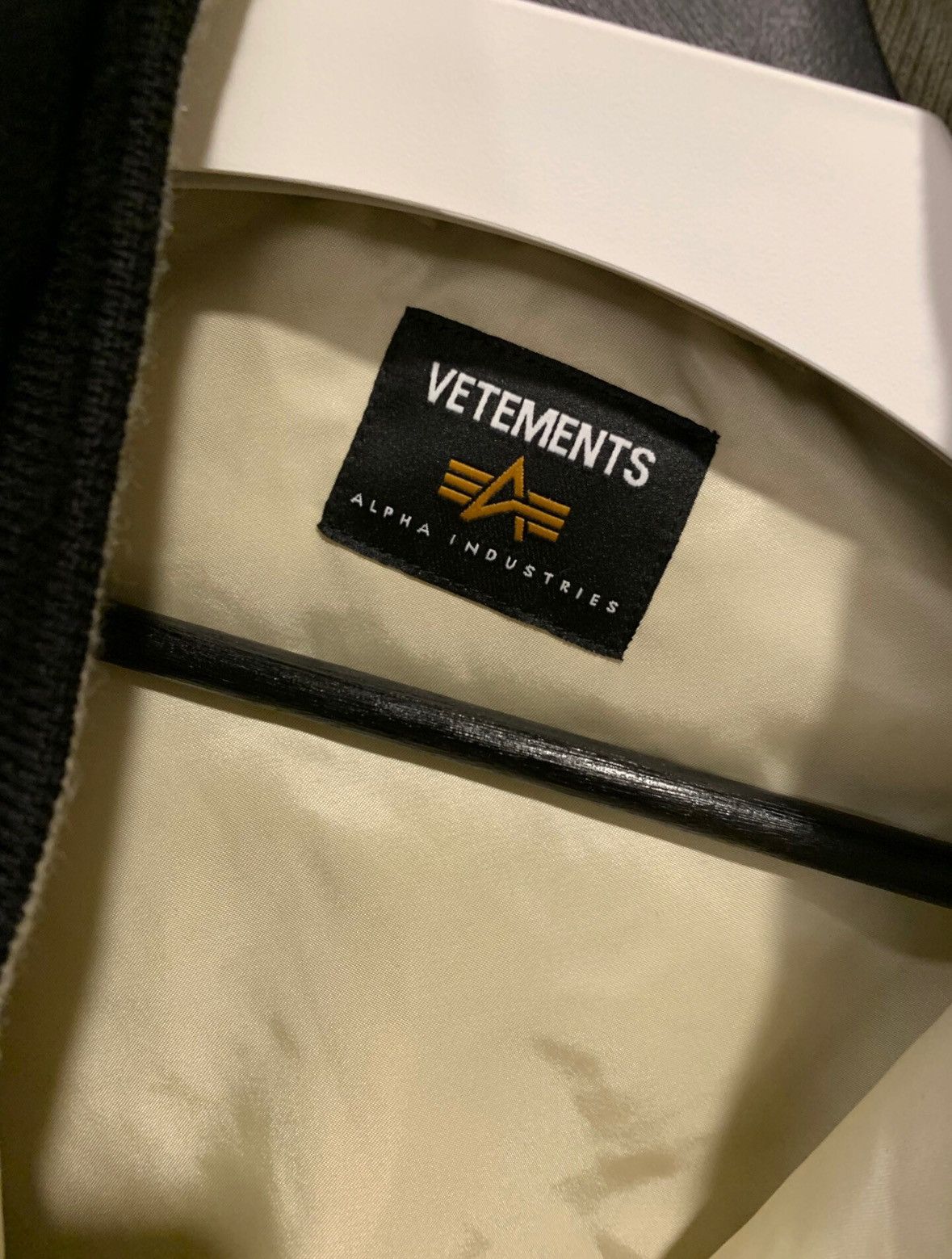 Vetements ALPHA INDUSTRIES × VETEMENTS bomber Size US XS / EU 42 / 0 - 4 Thumbnail