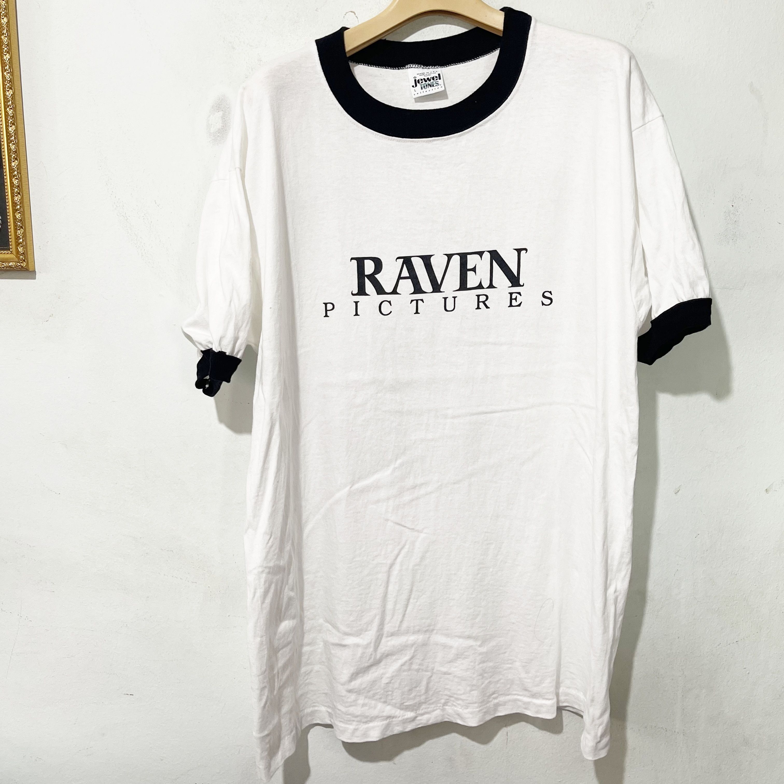 Vintage Vintage 90s Raven Pictures Ringer Tee Size US L / EU 52-54 / 3 - 1 Thumbnail