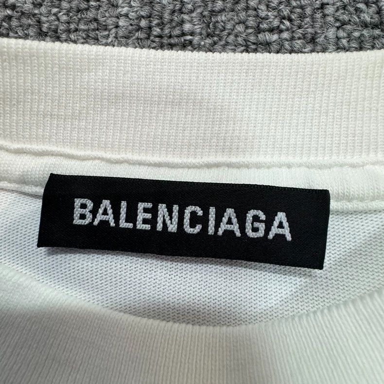 Balenciaga Balenciaga White MasterCard logo printed short sleeve T-sh Size US S / EU 44-46 / 1 - 5 Thumbnail