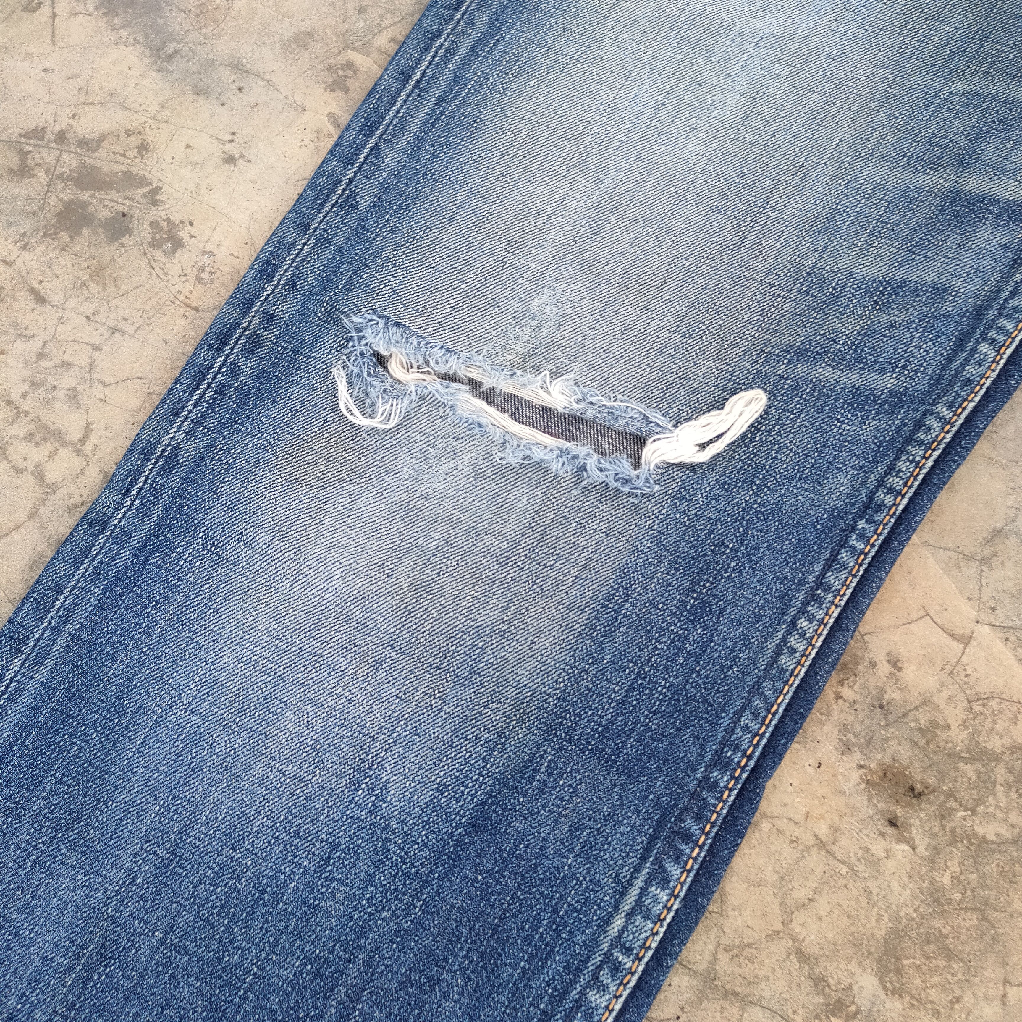 Jean × Levi's VINTAGE LEVI'S 702 RIPPED JEANS DENIM PANTS Size US 30 / EU 46 - 6 Thumbnail
