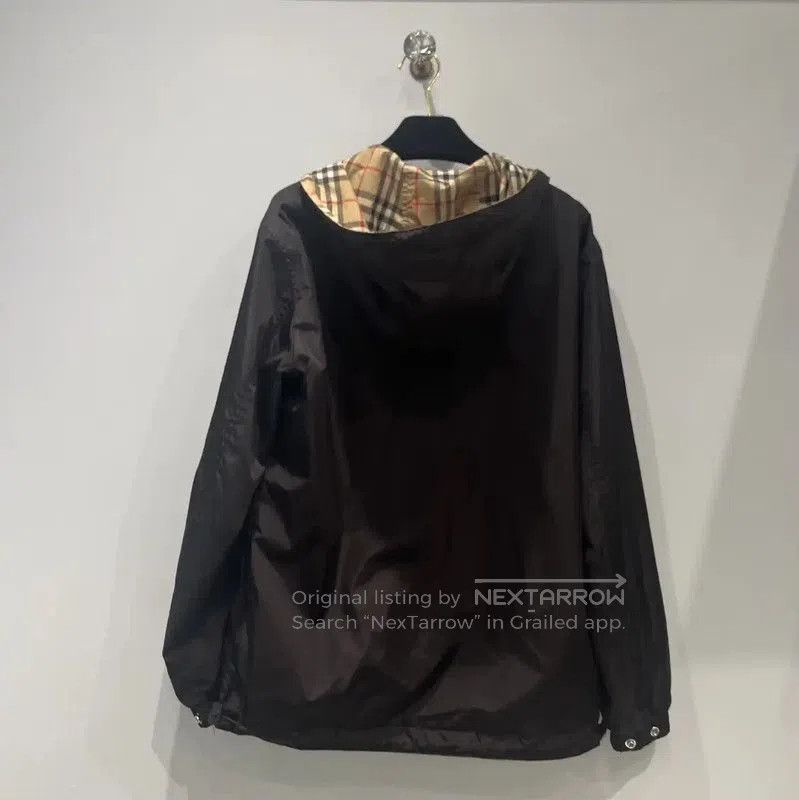 Burberry Burberry Men's Black Nylon Logo Check Jacket. Size US S / EU 44-46 / 1 - 2 Thumbnail