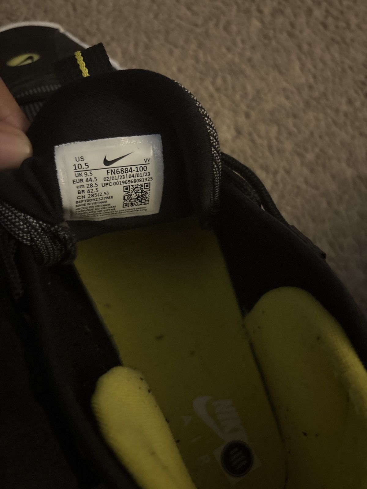 Nike Nike air max penny 1 black/yellow Size US 10.5 / EU 43-44 - 3 Thumbnail