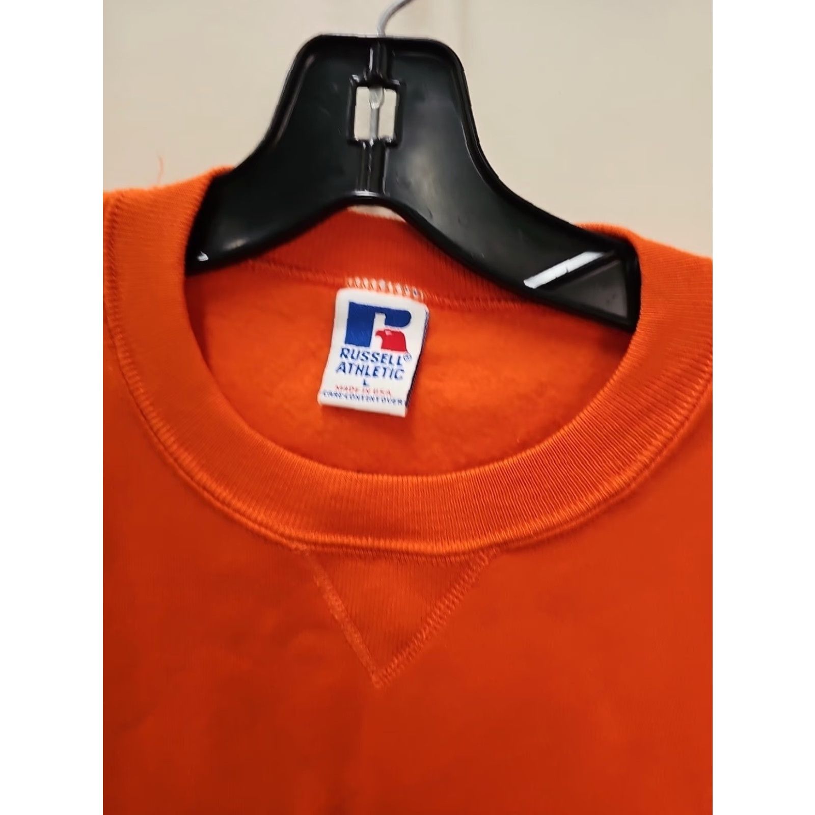 Russell Athletic VINTAGE Russell Athletic Pullover Sweatshirt Crew Neck Orange L Mens 90s USA Blank Sweatshirt Size US L / EU 52-54 / 3 - 4 Thumbnail