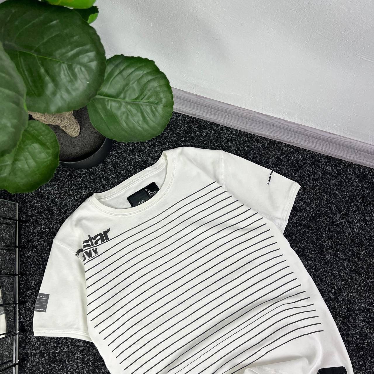 G-Star G Star Tshirt Vintage White Japanese Triball Y2k Style Size US S / EU 44-46 / 1 - 2 Thumbnail