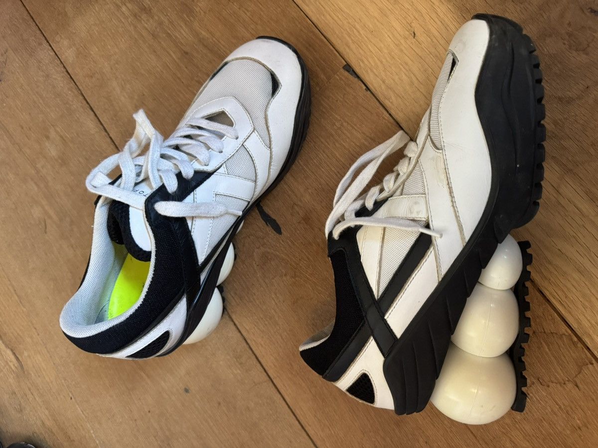 Christopher Kane Christopher Kane Looner Sneakers Size US 9 / IT 39 - 3 Thumbnail
