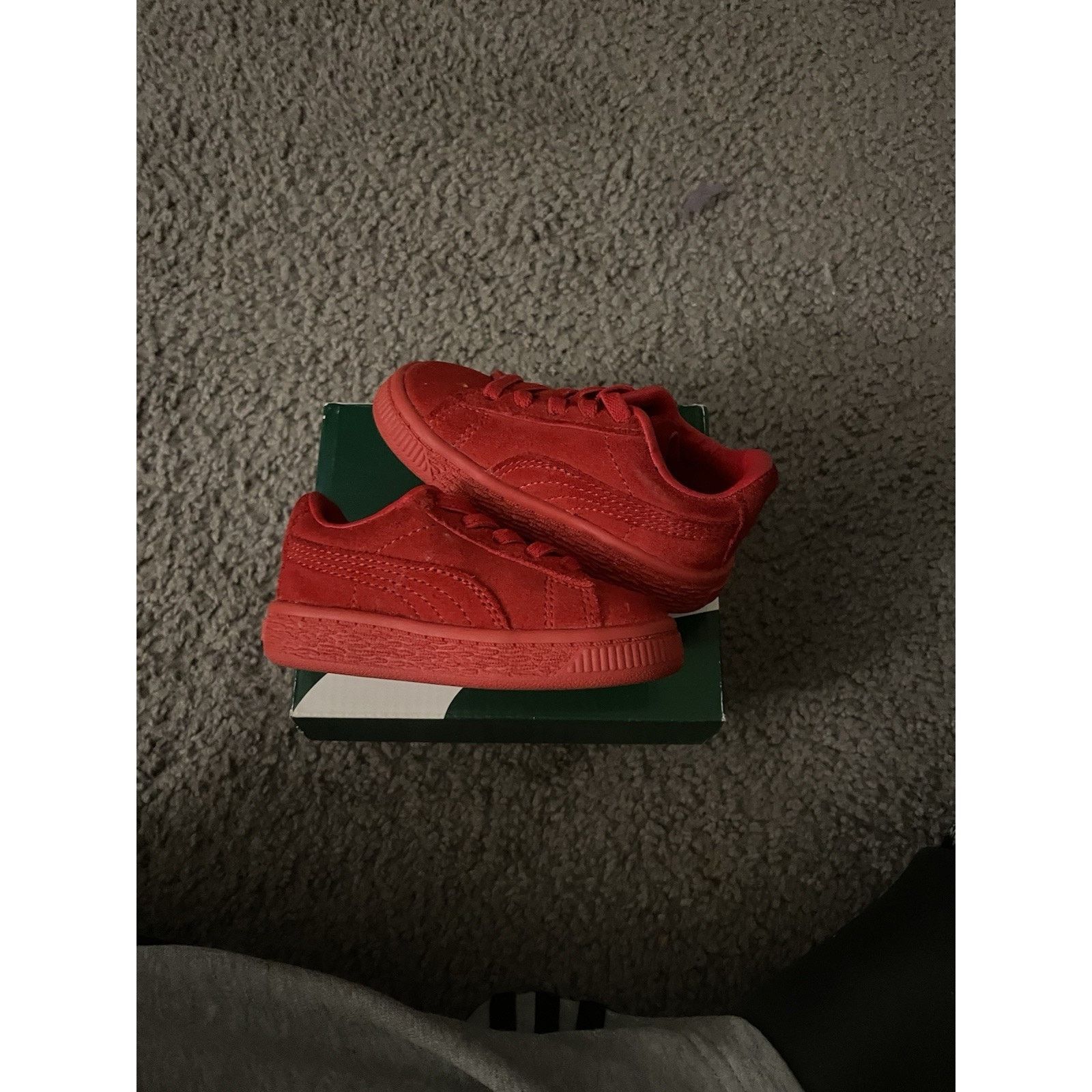 Puma Size 4c- Puma Kids Red Classic Suede Sneakers Shoes Size US 5 / EU 37 - 3 Thumbnail