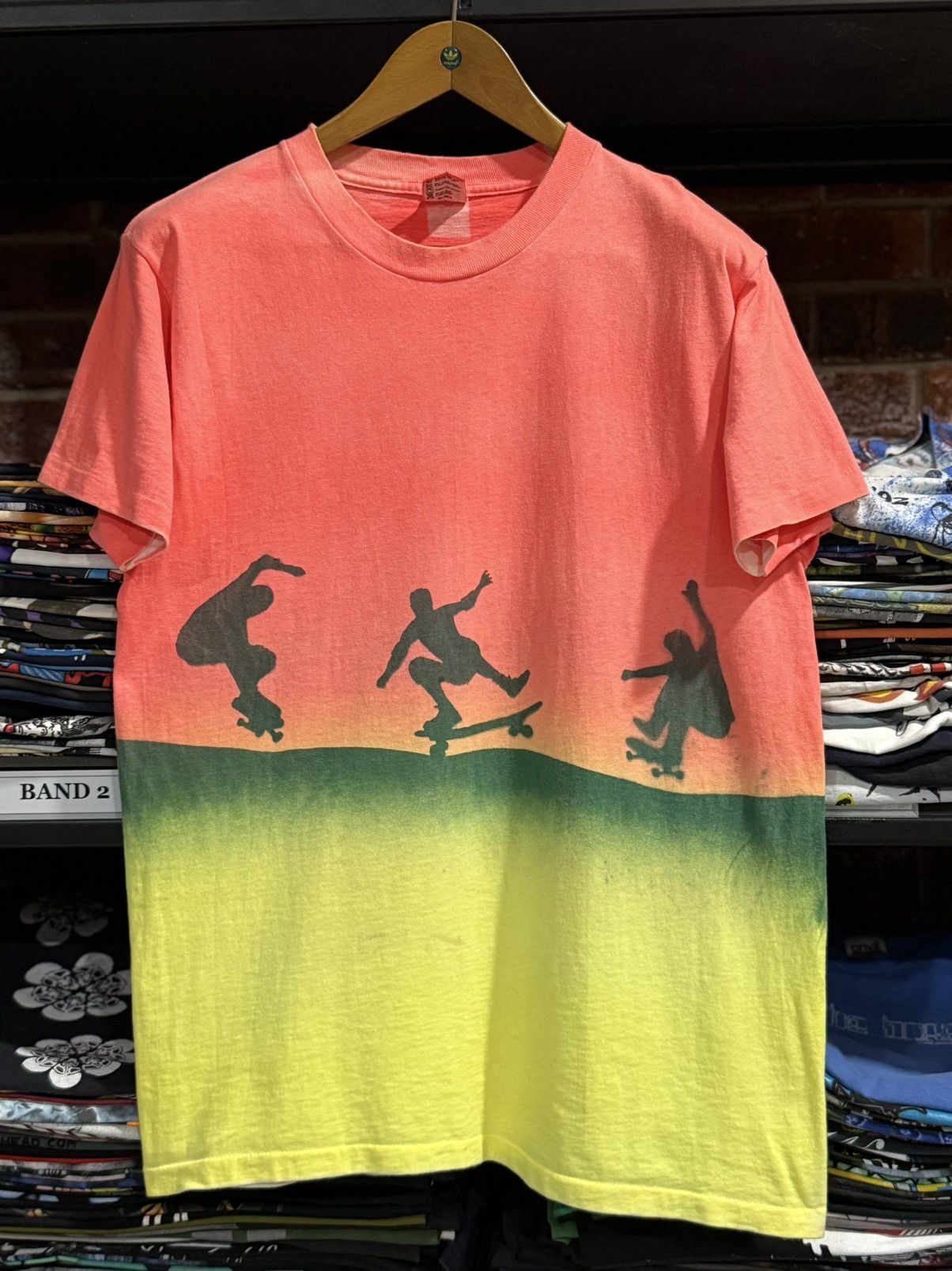 Anvil × Vintage Vintage 90s Skateboard Single Stitch By Anvil Tee Size US L / EU 52-54 / 3 - 1 Thumbnail