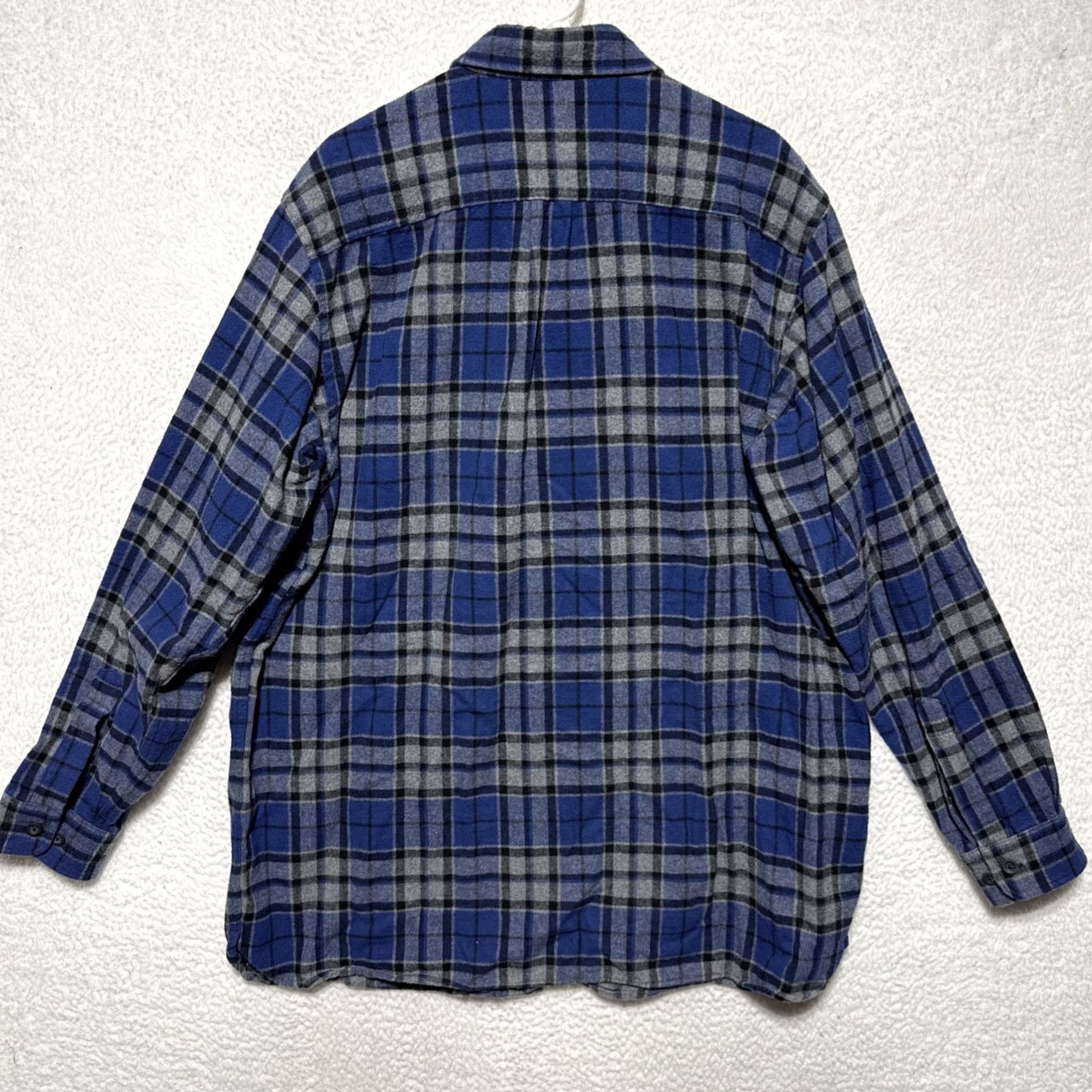 Vintage LL Bean Shirt Mens XLT Chamois Flannel Button-Up Blue Plaid Vintage? No Size US XL / EU 56 / 4 - 2 Thumbnail
