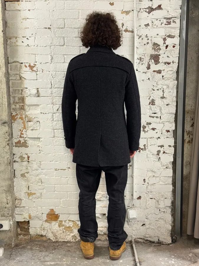 Armani Collezioni 2000s Armani Dark Grey Wool Asymmetrical Lined Coat Size US M / EU 48-50 / 2 - 3 Thumbnail
