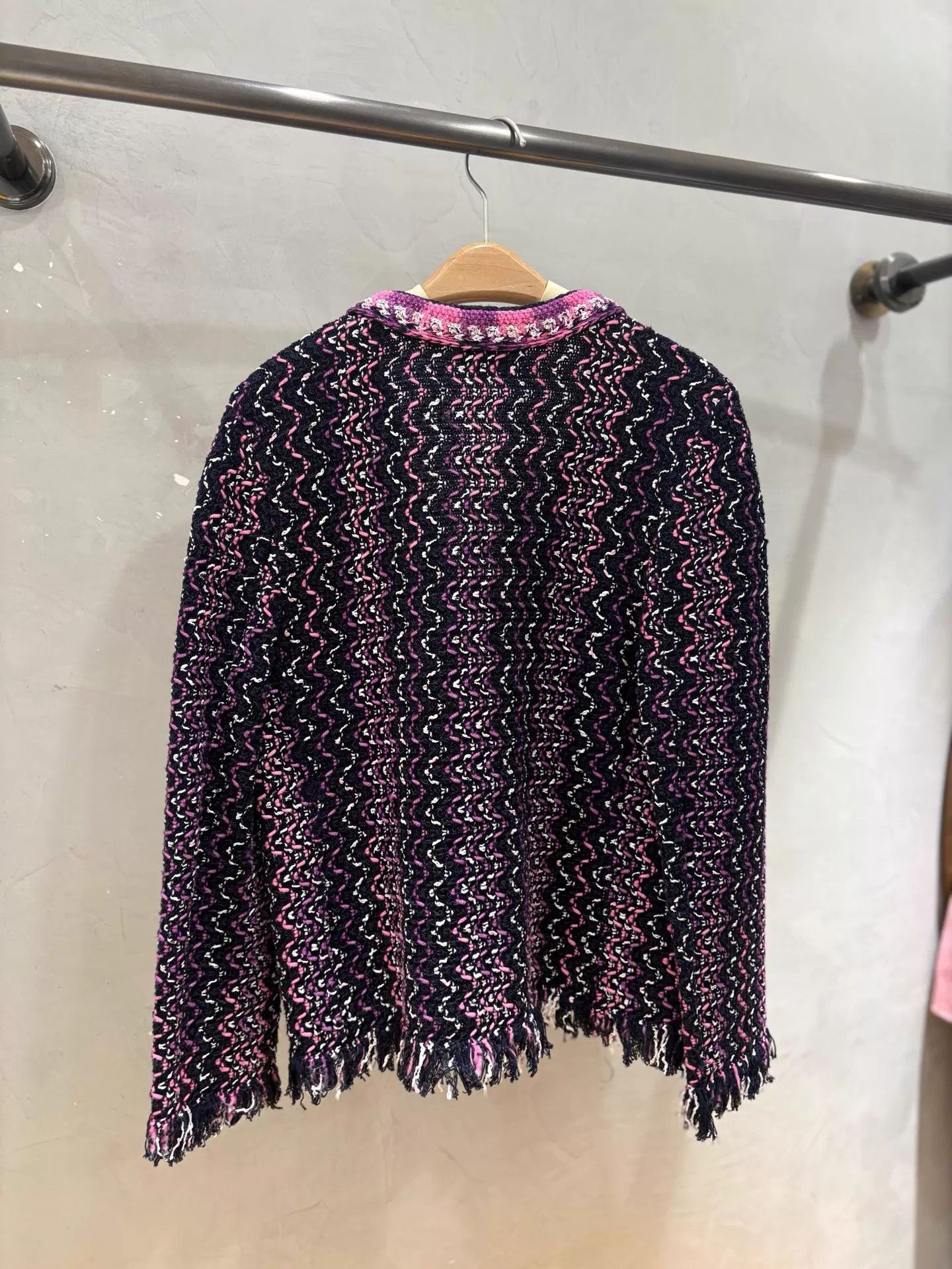 Chanel Chanel 21P Fringe Pink-Purple 4Pkt Cardigan 34 Mint Size XS / US 0-2 / IT 36-38 - 2 Thumbnail