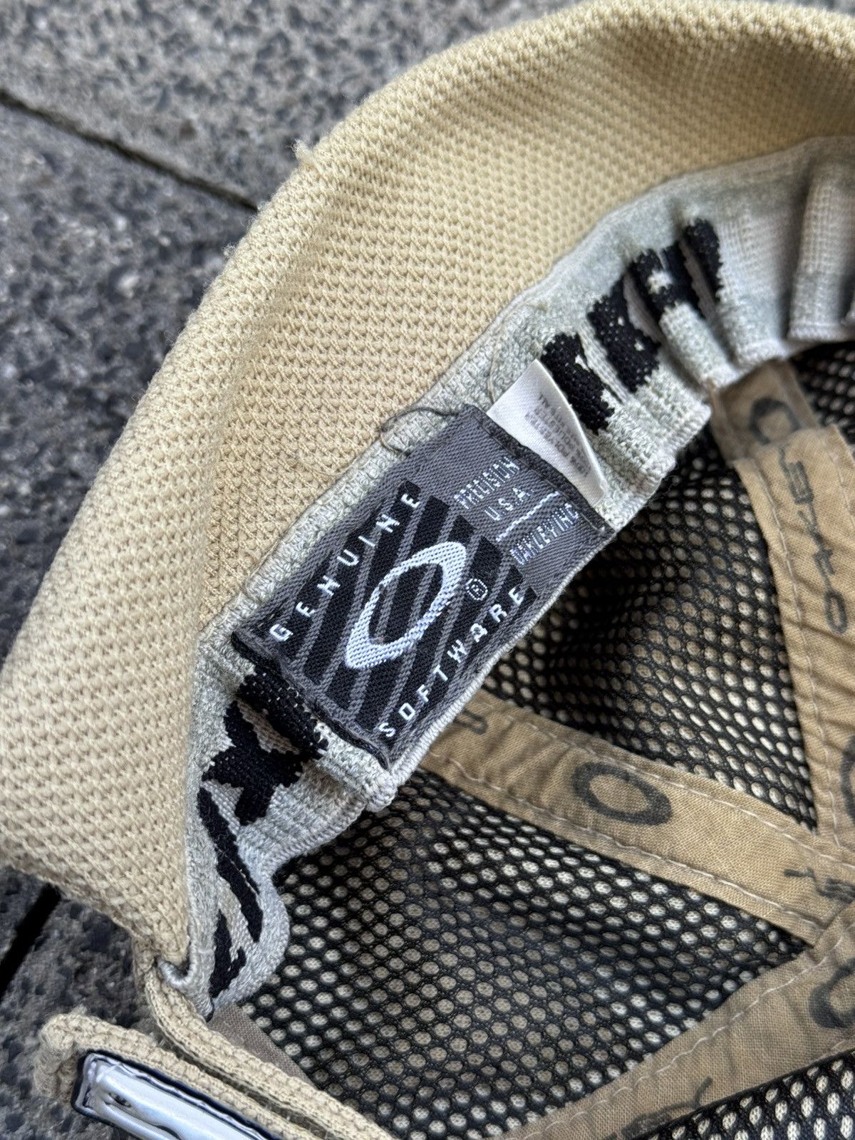Oakley Vintage Docker Cap 90s Streetwear Style