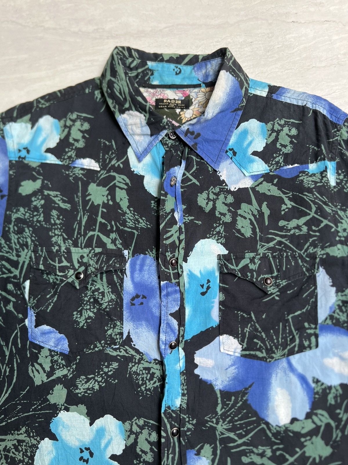 Other RARE Wear With Pride Flower Motive Shirt Size US M / EU 48-50 / 2 - 8 Thumbnail