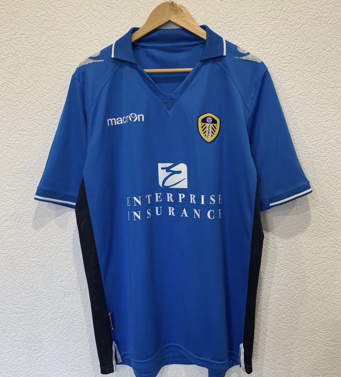 Macron LEEDS UNITED MACRON 2013/2014 THIRD KIT SOCCER JERSEY Size US L / EU 52-54 / 3 - 1 Thumbnail