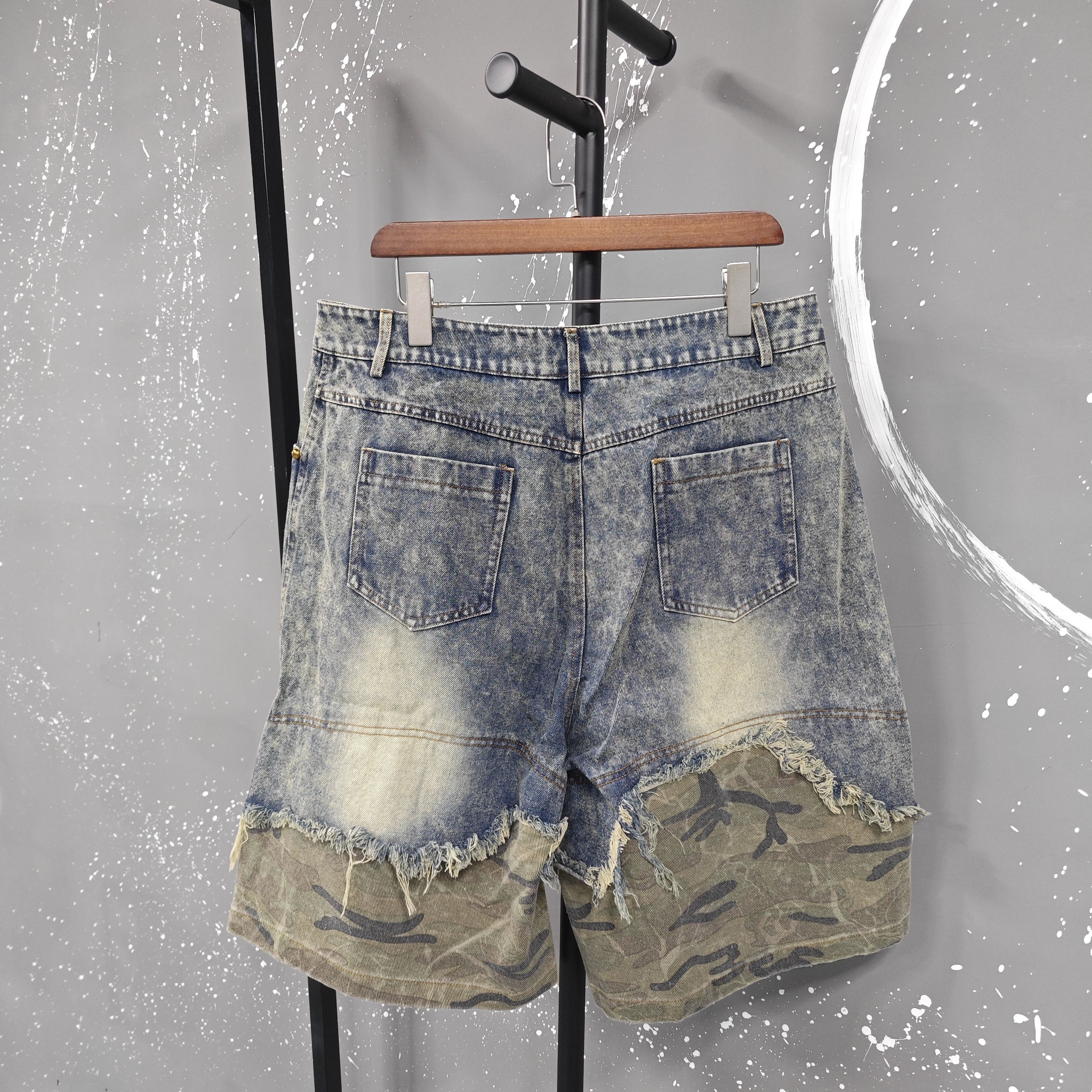 Jean Patchwork Camo Jean Shorts Size US 31 - 4 Thumbnail