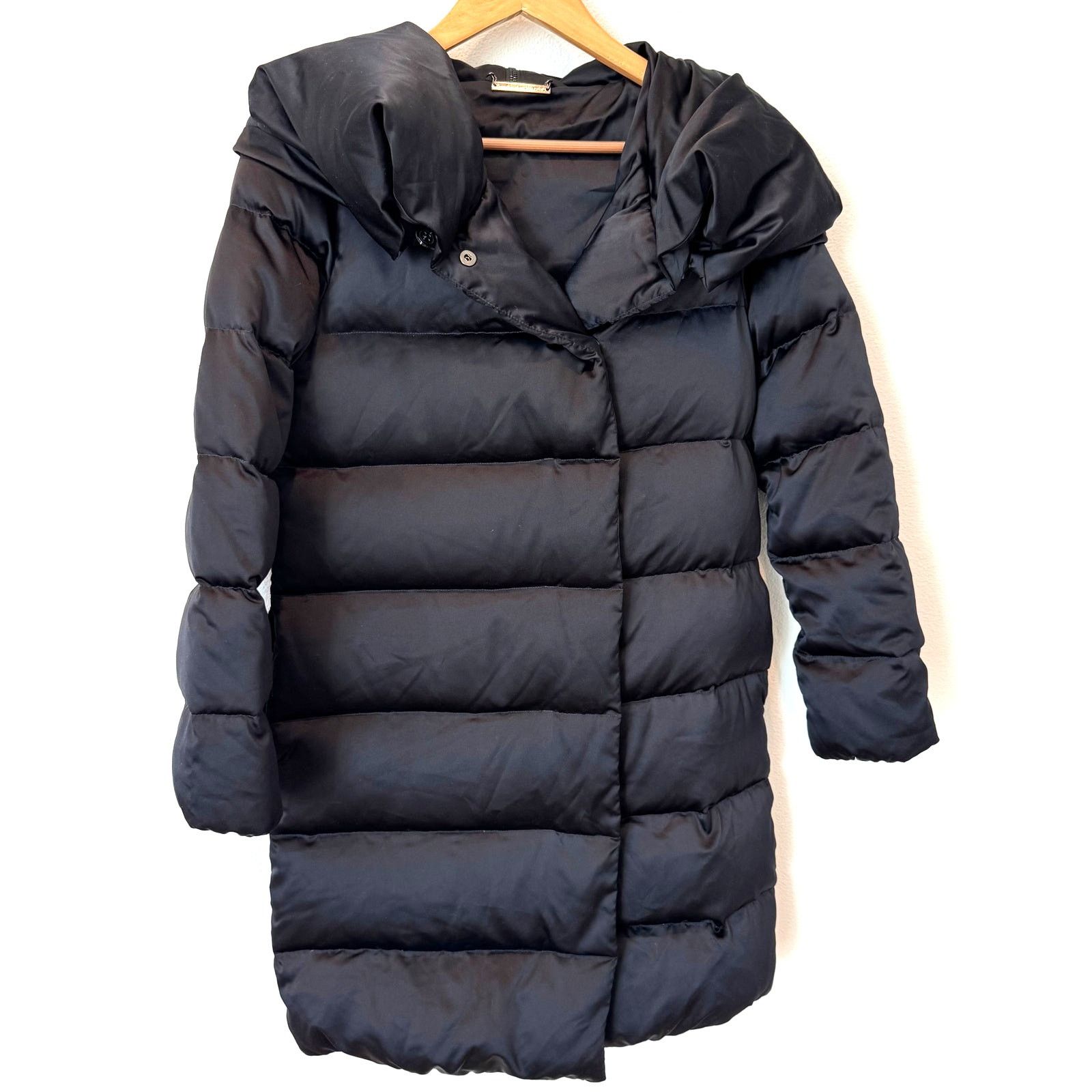 Diane von Furstenberg DVF Goose Down Black Satin Zona Puffer Zip Hood Coat Size P Size XS / US 0-2 / IT 36-38 - 1 Thumbnail