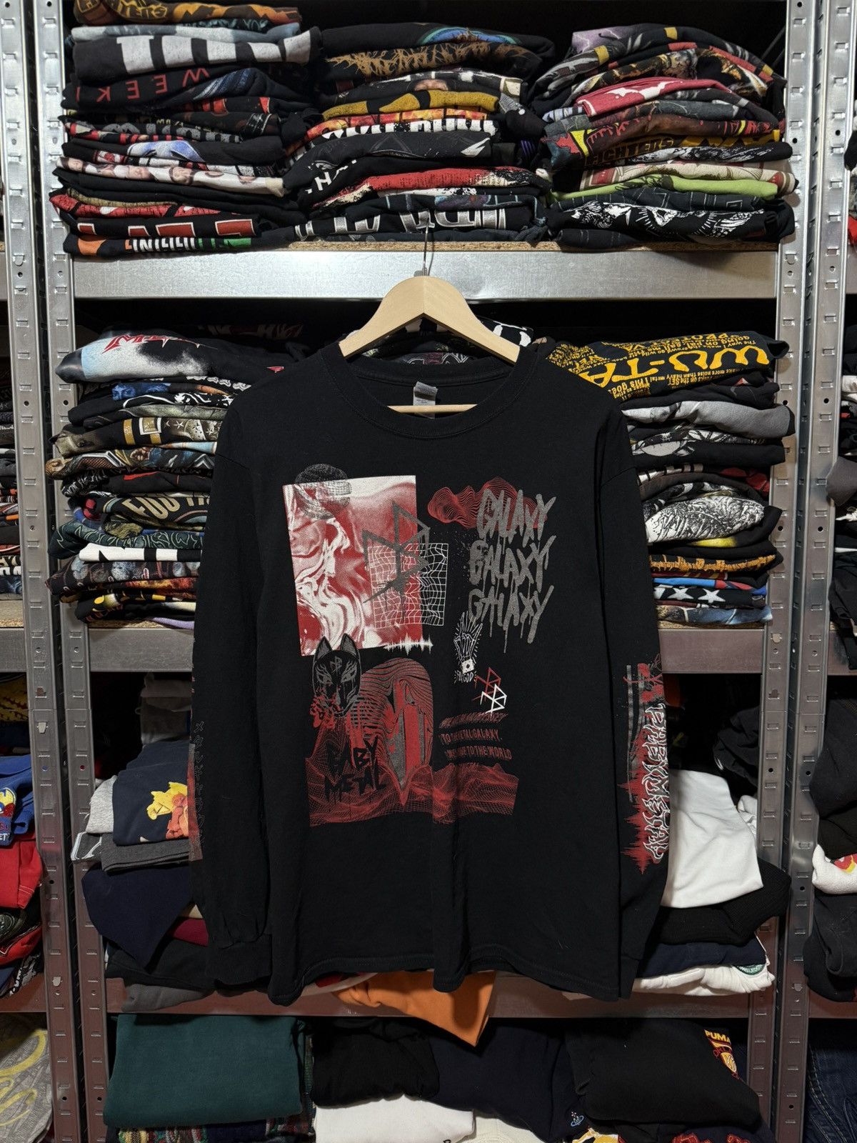 Band Tees Baby Metal Japanese Heavy Metal Band Galaxy Long Sleeve Tee Size US L / EU 52-54 / 3 - 1 Thumbnail