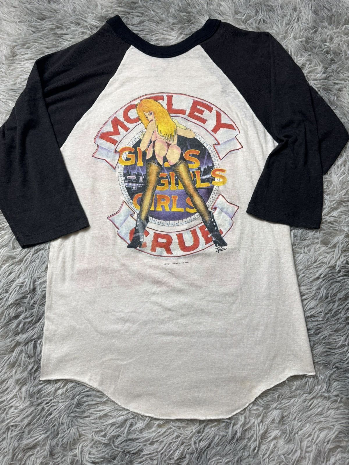 Vintage Vintage Motley Crue 1987 Girls Girls Girls Bad Boy Boogie Size US L / EU 52-54 / 3 - 1 Thumbnail