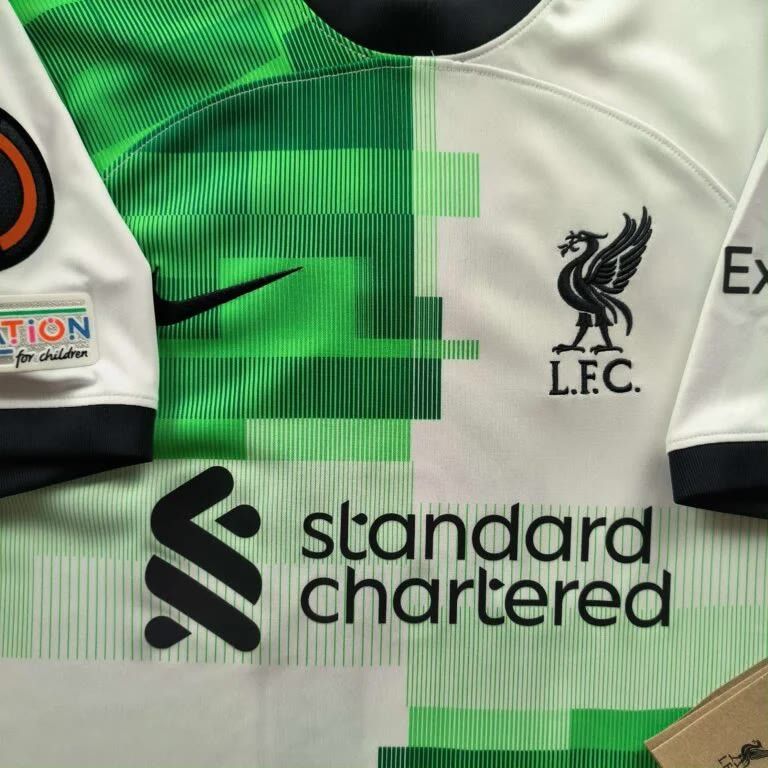 Nike NEW Liverpool 2023-24 Szoboszlai EL football jersey size S Size US S / EU 44-46 / 1 - 4 Thumbnail