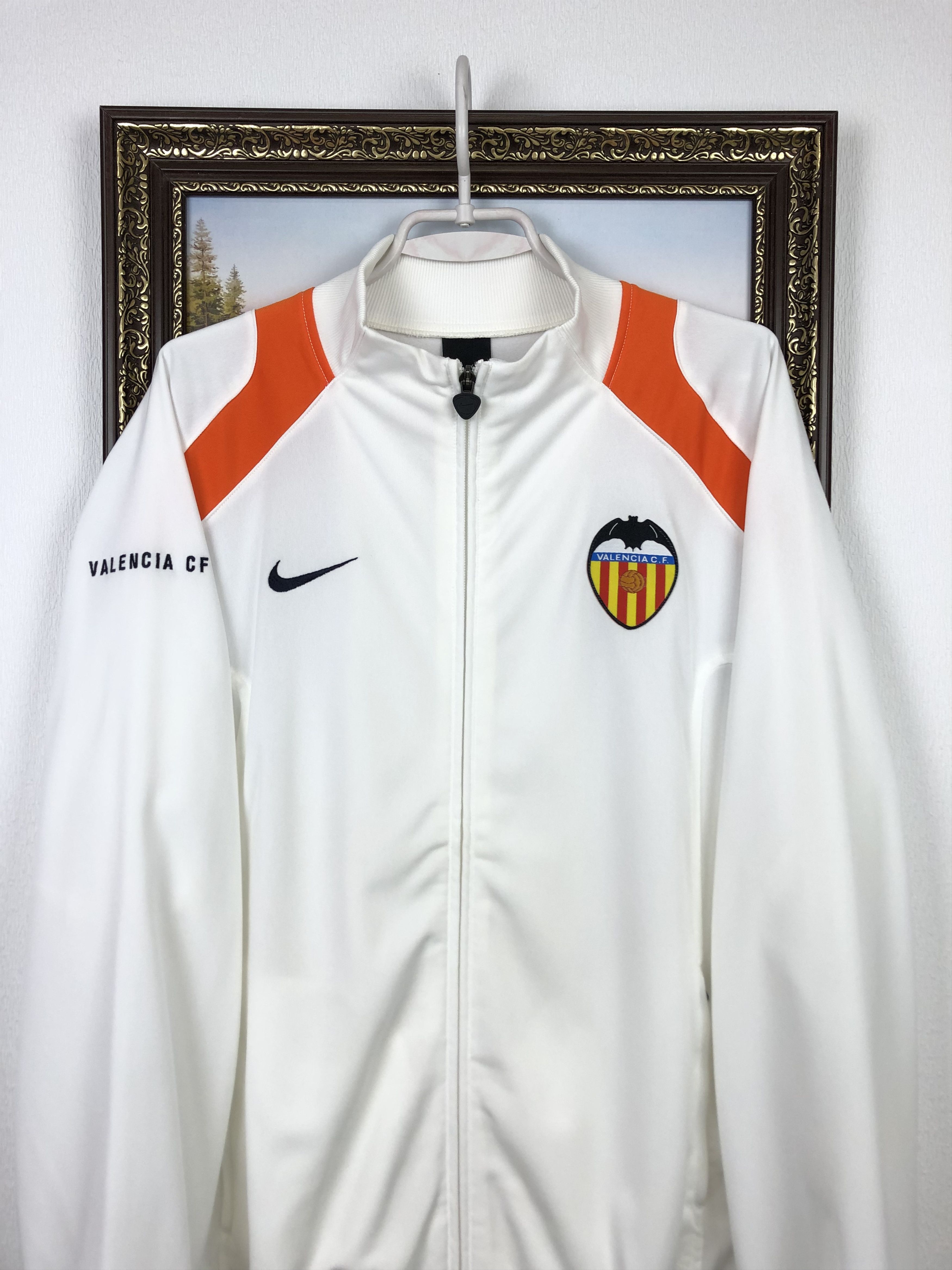 Nike Vintage Nike Valencia Football Jacket Soccer White Track Size US M / EU 48-50 / 2 - 2 Thumbnail