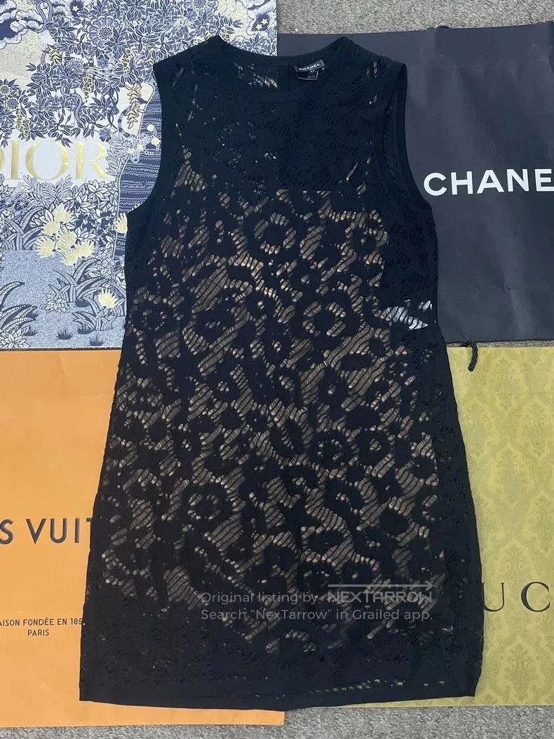 Chanel Chanel 22P Black Lace Sleeveless Dress. Size US M / EU 48-50 / 2 - 1 Thumbnail