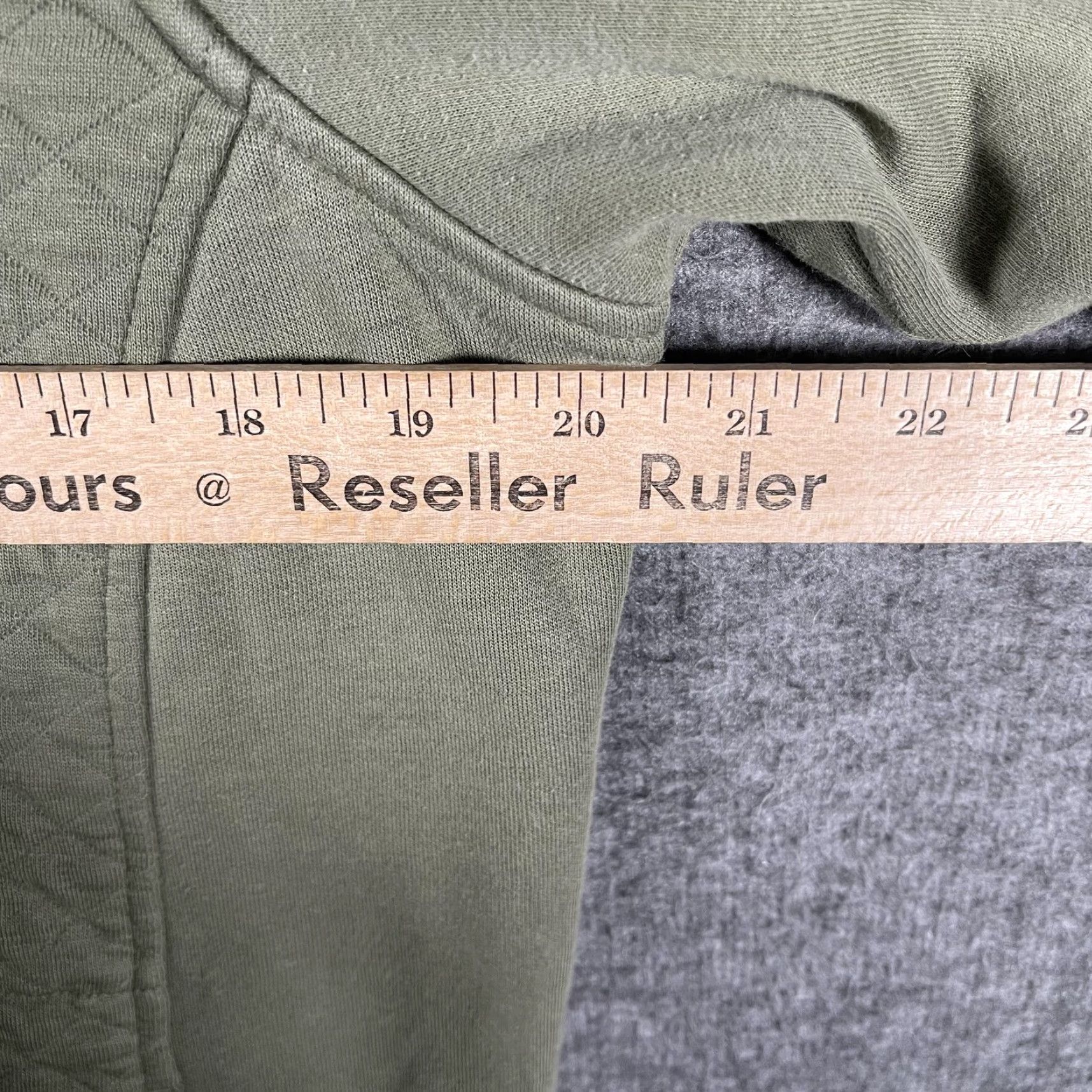 Vintage L.L. Bean Sweatshirt Mens M Green 1/4 Zip Mock Neck Quilted Pullover Geometric Logo Pockets Size US M / EU 48-50 / 2 - 7 Thumbnail