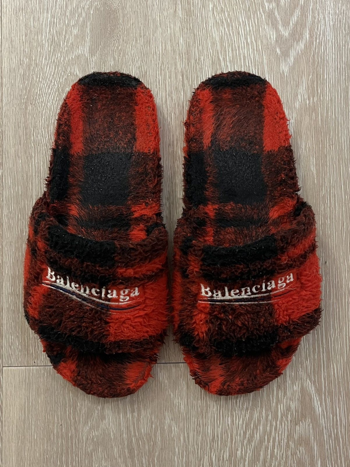 Balenciaga Balenciaga Red Plaid Fur Sandals Size US 11 / EU 44 - 2 Thumbnail