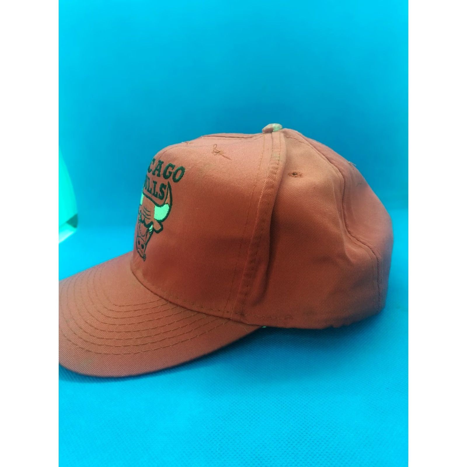 Vintage VINTAGE Chicago Bulls Otto Snapback Red Men's Adjustable hat NHL NBA Style Collectible Condition Issues Size ONE SIZE - 2 Thumbnail