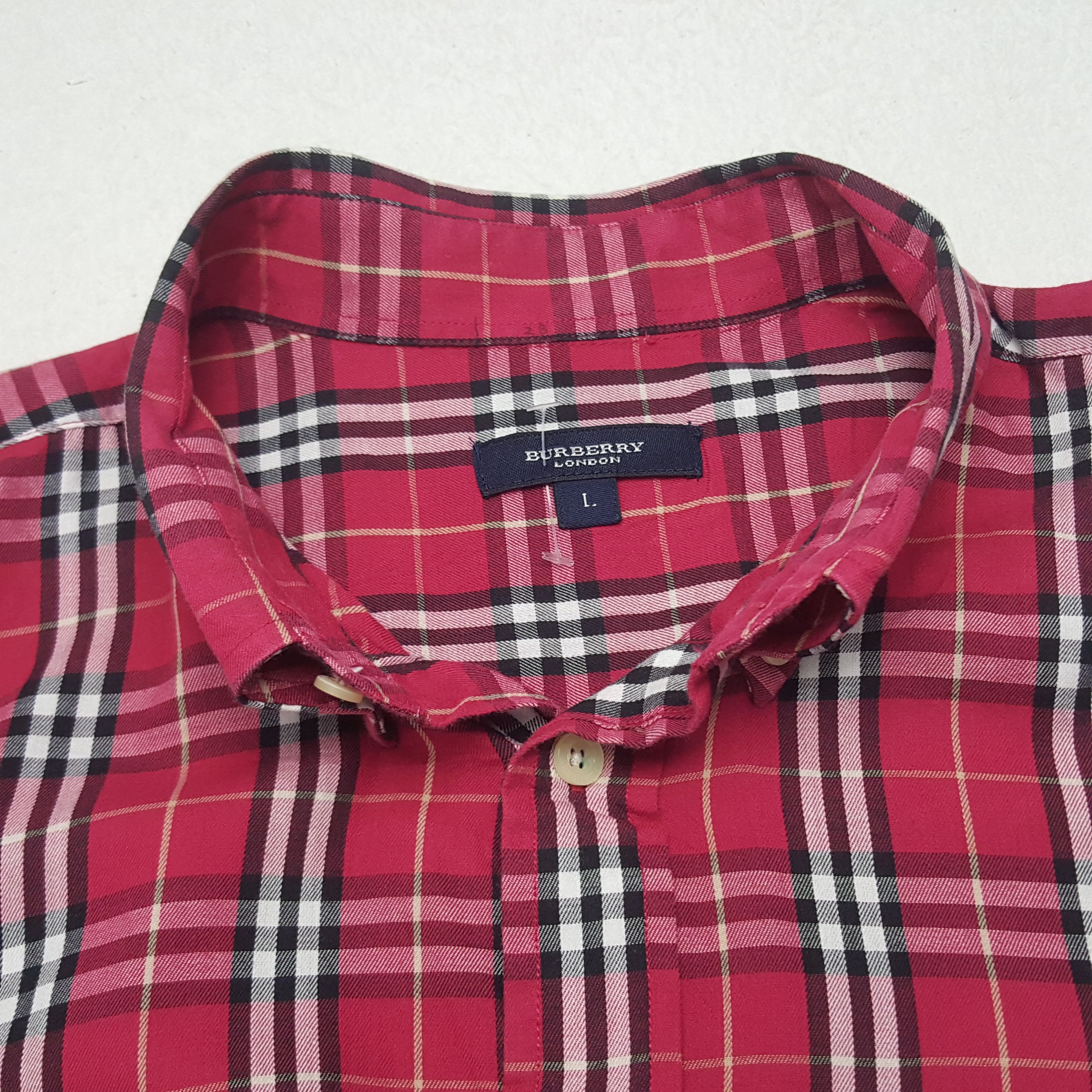 Burberry × Vintage Vintage Burberry London Retro Style Shirt Button up Size US XL / EU 56 / 4 - 4 Thumbnail