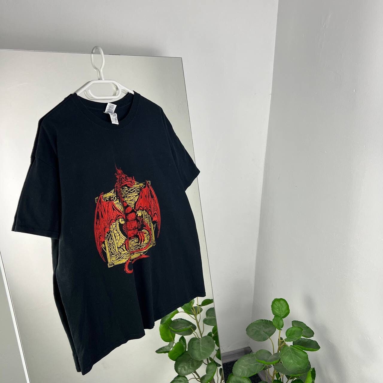Vintage Gold Dragon Japanese Vintage Graphic Tee Japanese T-shirt Size US XL / EU 56 / 4 - 1 Thumbnail
