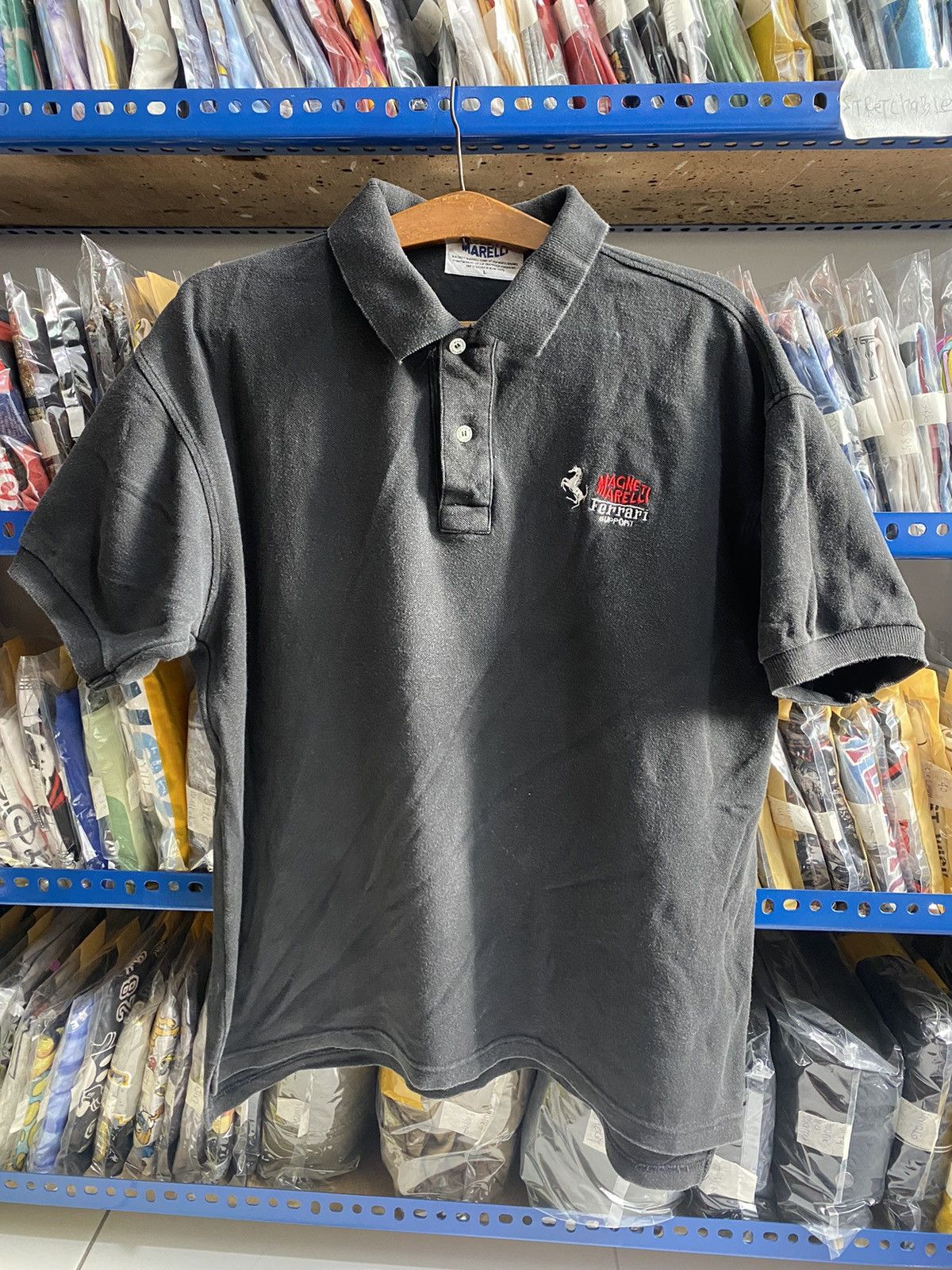 Ferrari MAGNETI MARELLI X FERRARI POLO SHIRT Size US L / EU 52-54 / 3 - 1 Thumbnail