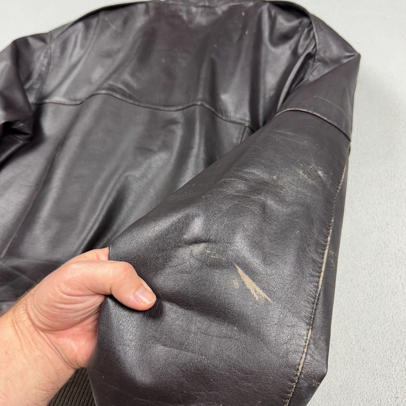 Vintage Vintage Leather Bomber Jacket Brown Sherpa Lined Quilted L Size US L / EU 52-54 / 3 - 8 Thumbnail