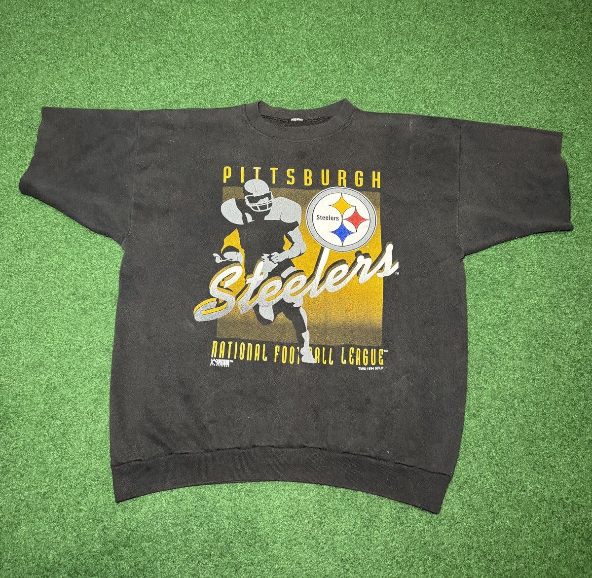 Vintage Vintage 90s Pittsburgh Steelers Short Sleeve Sweatshirt Size US XL / EU 56 / 4 - 1 Thumbnail