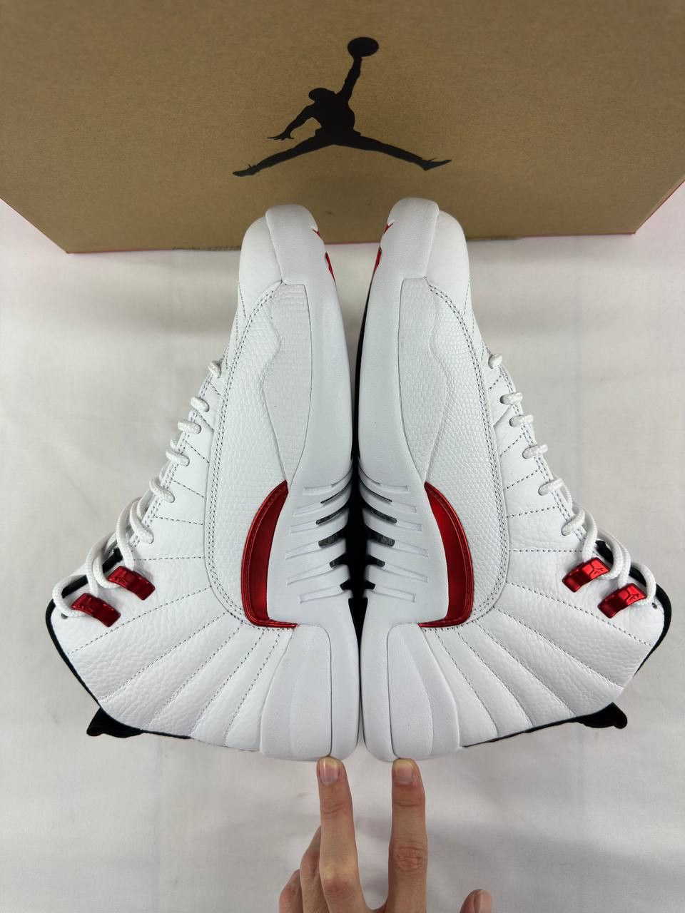 Nike Nike Air Jordan 12 Retro 'Twist' CT8013-106 Worn Once Size US 8.5 / EU 41-42 - 7 Thumbnail