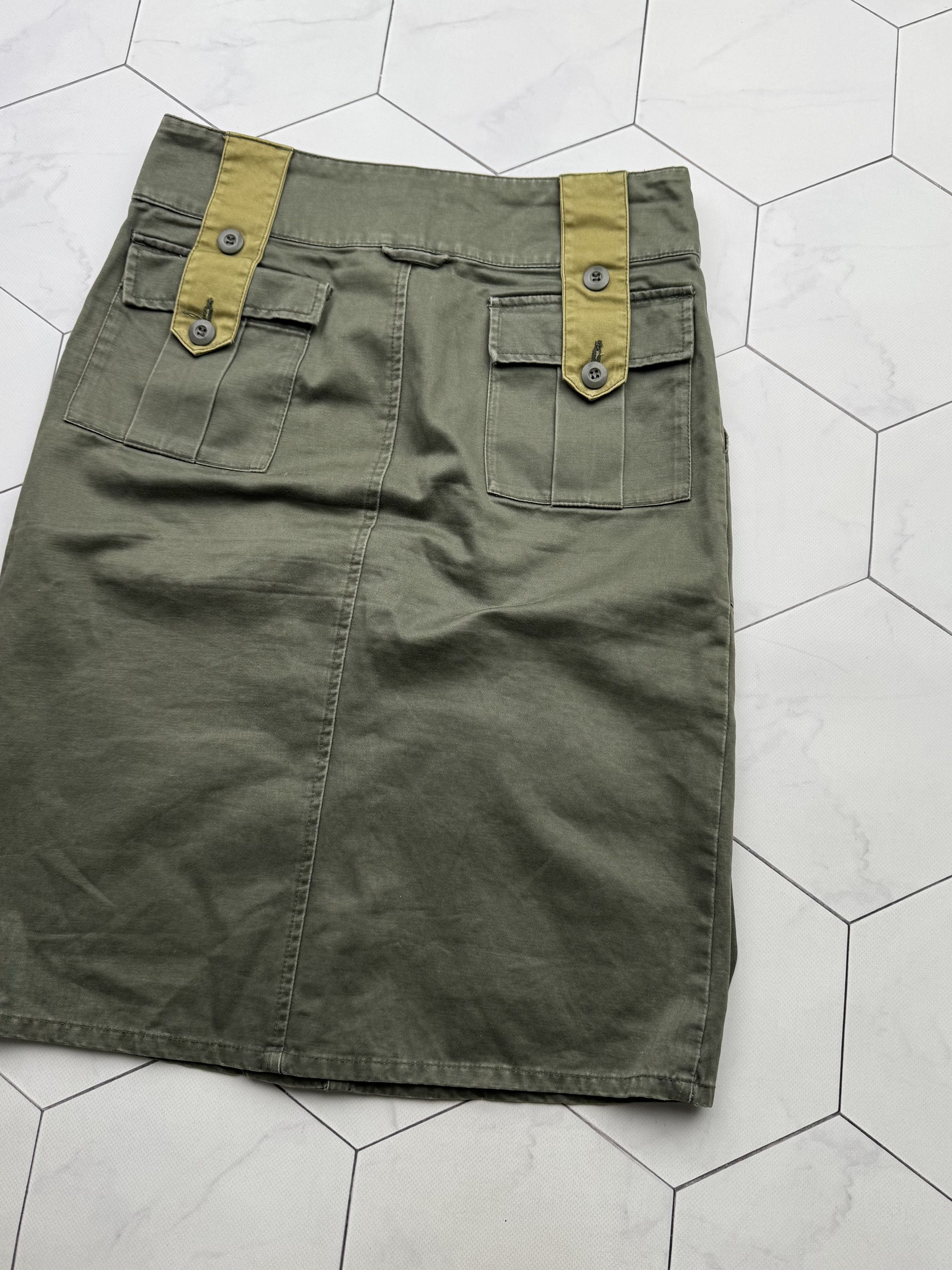 Miss Sixty Miss Sixty Vintage Cargo Skirt (B202) Size 28" / US 6 / IT 42 - 12 Thumbnail