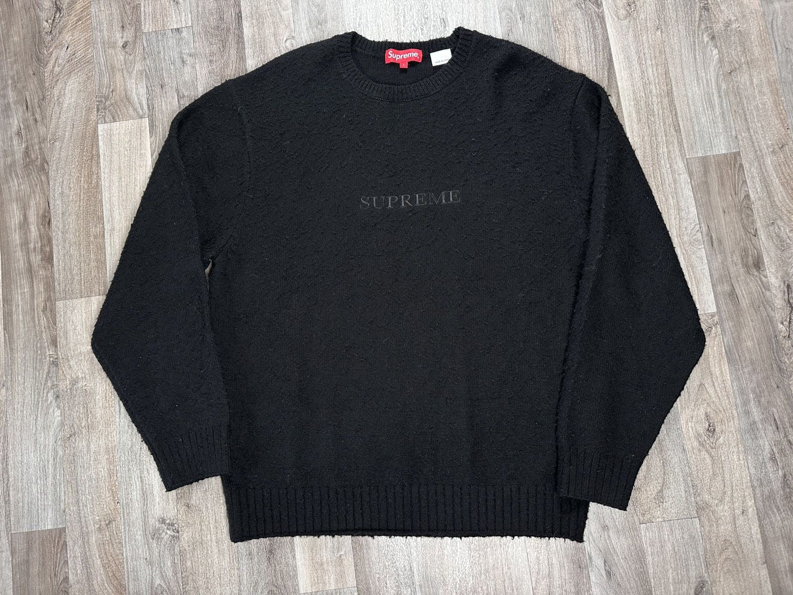 トップス Supreme Blurred Logo Sweater Black M Supreme Blurred Logo Sweater (FW23) - $178