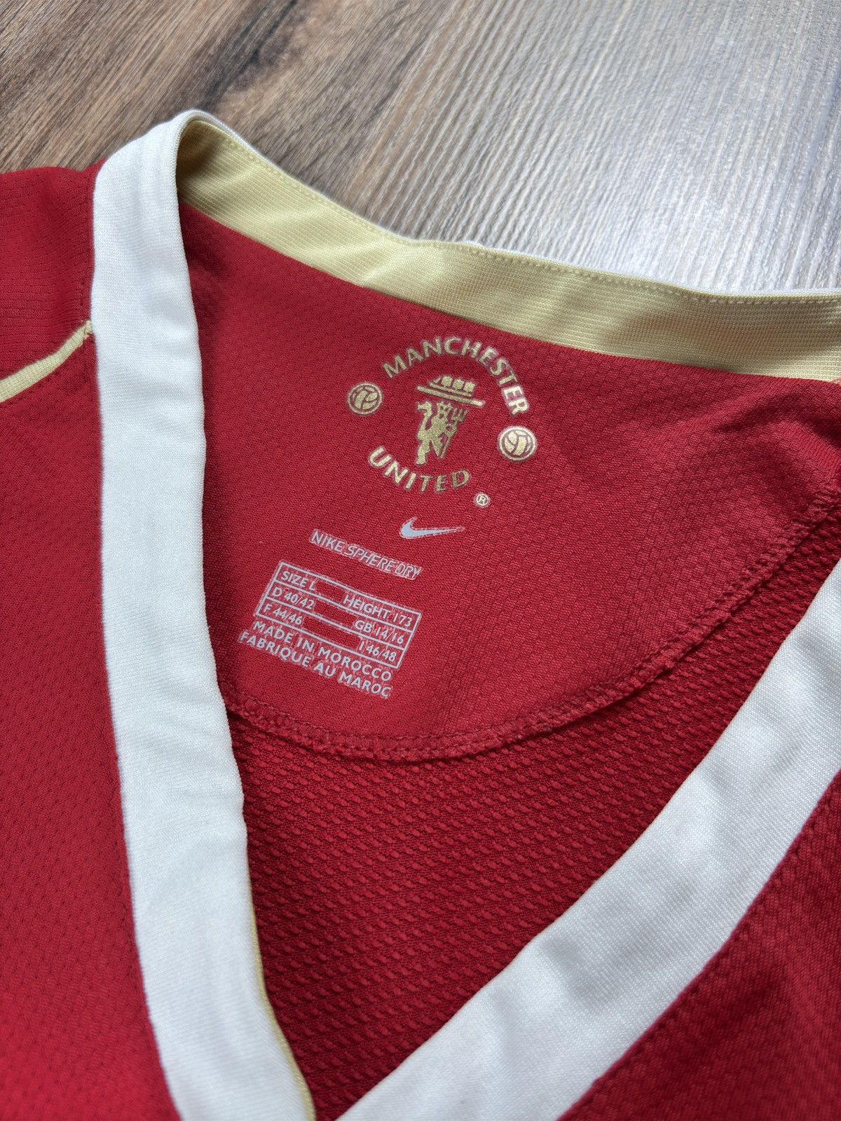 Vintage Women's Manchester United FC 2006/07 Jersey Nike Size L Size US L / EU 52-54 / 3 - 5 Thumbnail